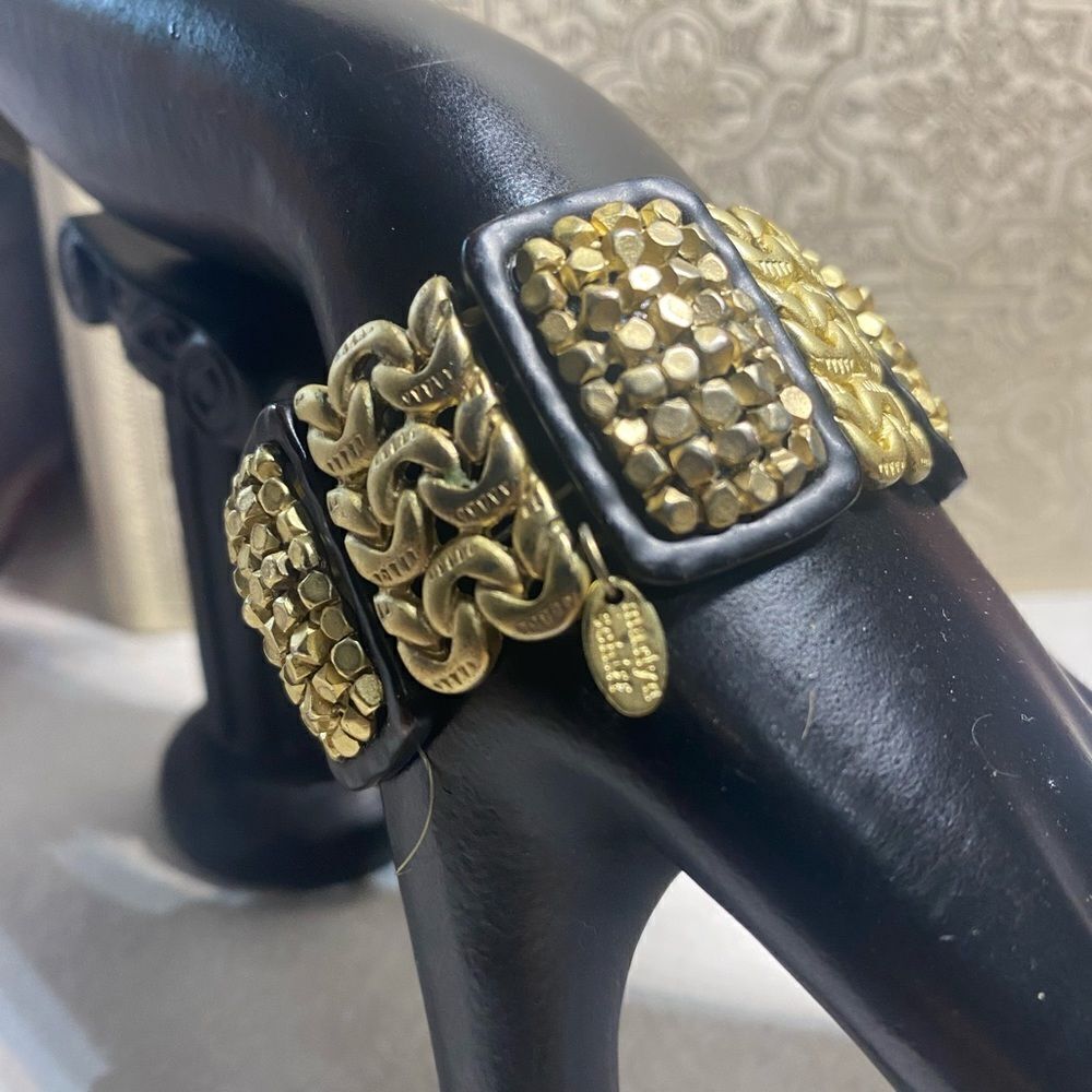 Marilyn Schiff Stretch Bracelet